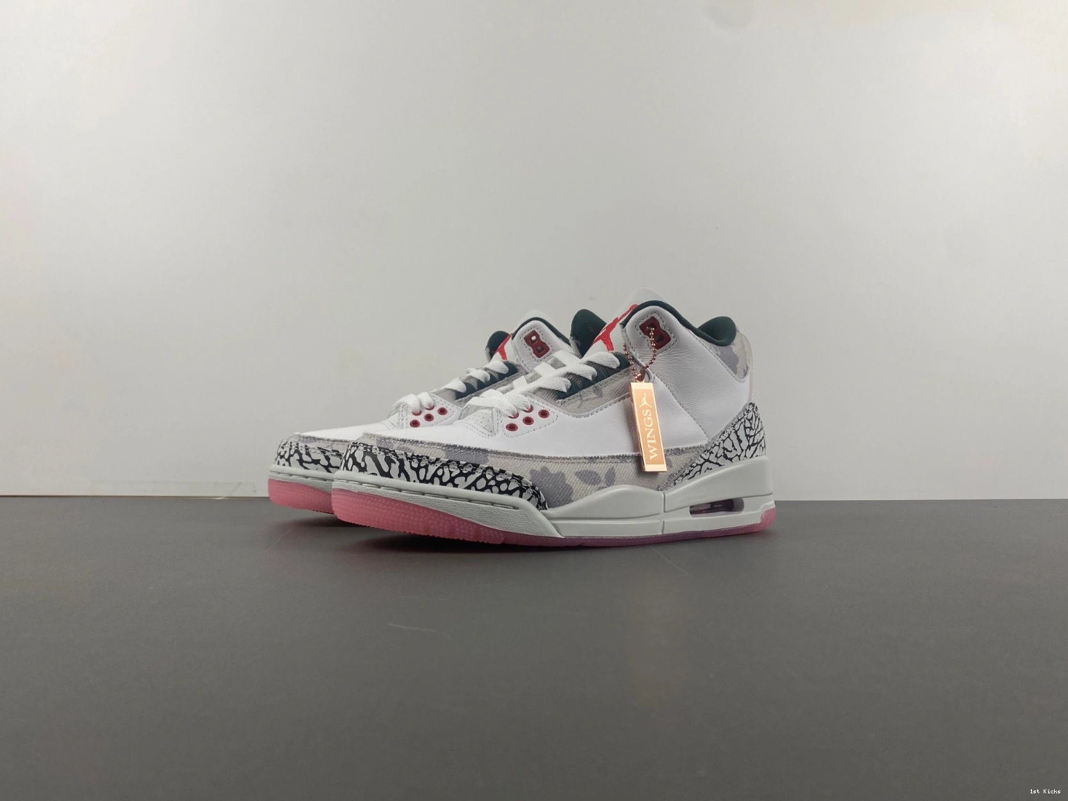 Jordan - Men's 3 HM6993-100 Wings Retro 0915